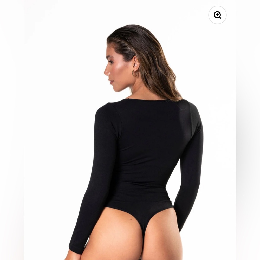 NWT Hey Shape Long Sleeve Thong Bodysuit ~ Small